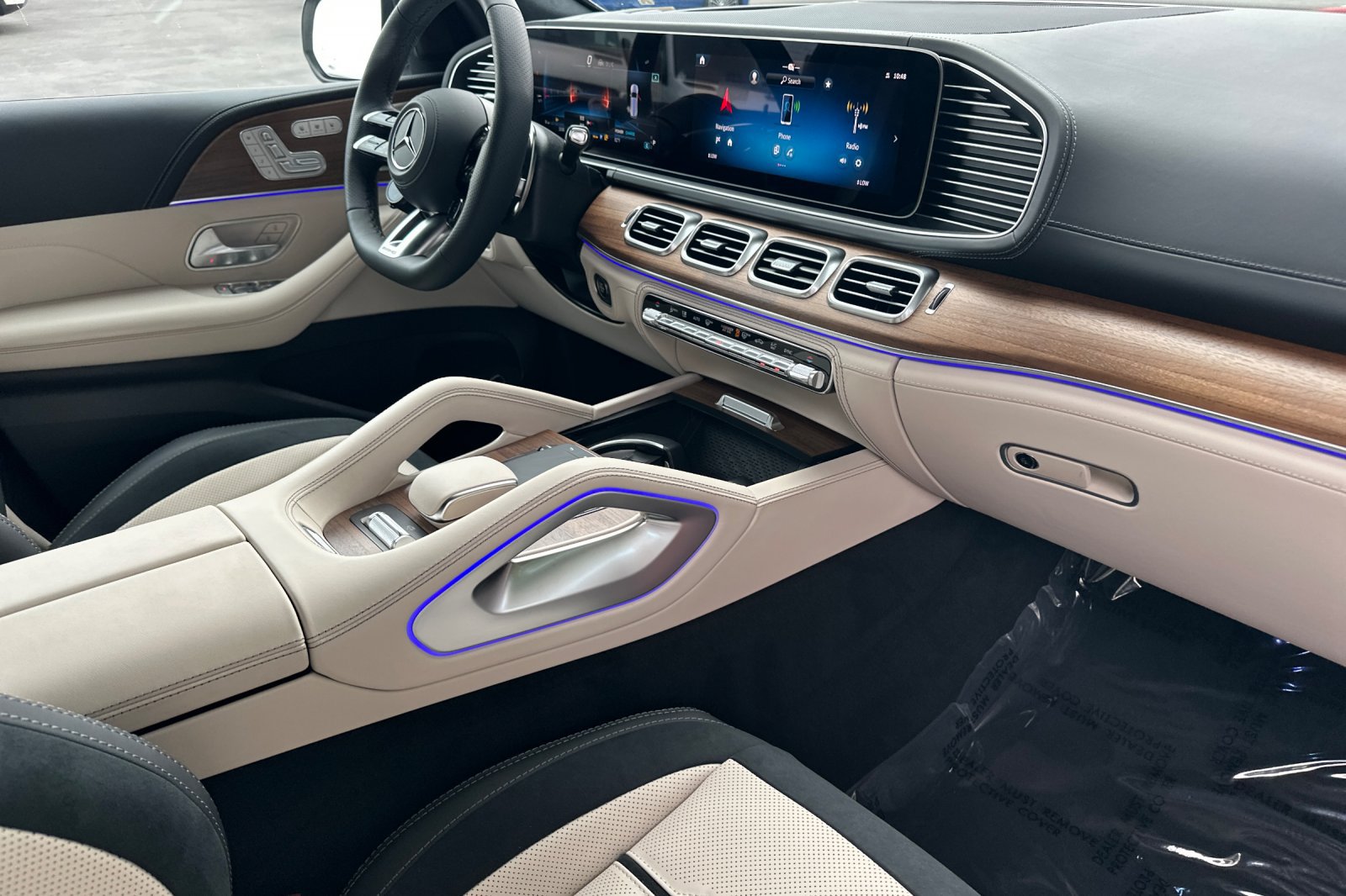 New 2026 Mercedes-Benz GLS 63 AMG 4MATIC image 17