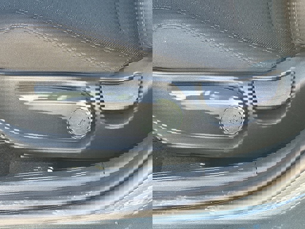 New 2026 Hyundai Elantra SE image 24