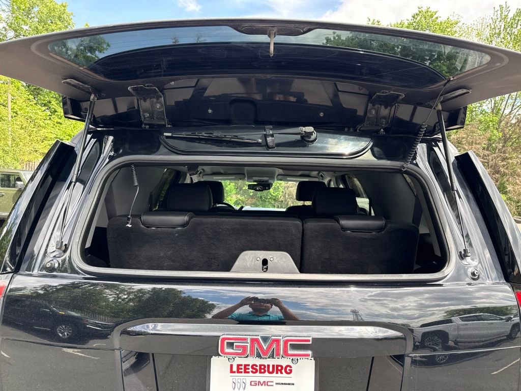 Used 2017 GMC Yukon SLT AWD/4WD image 49
