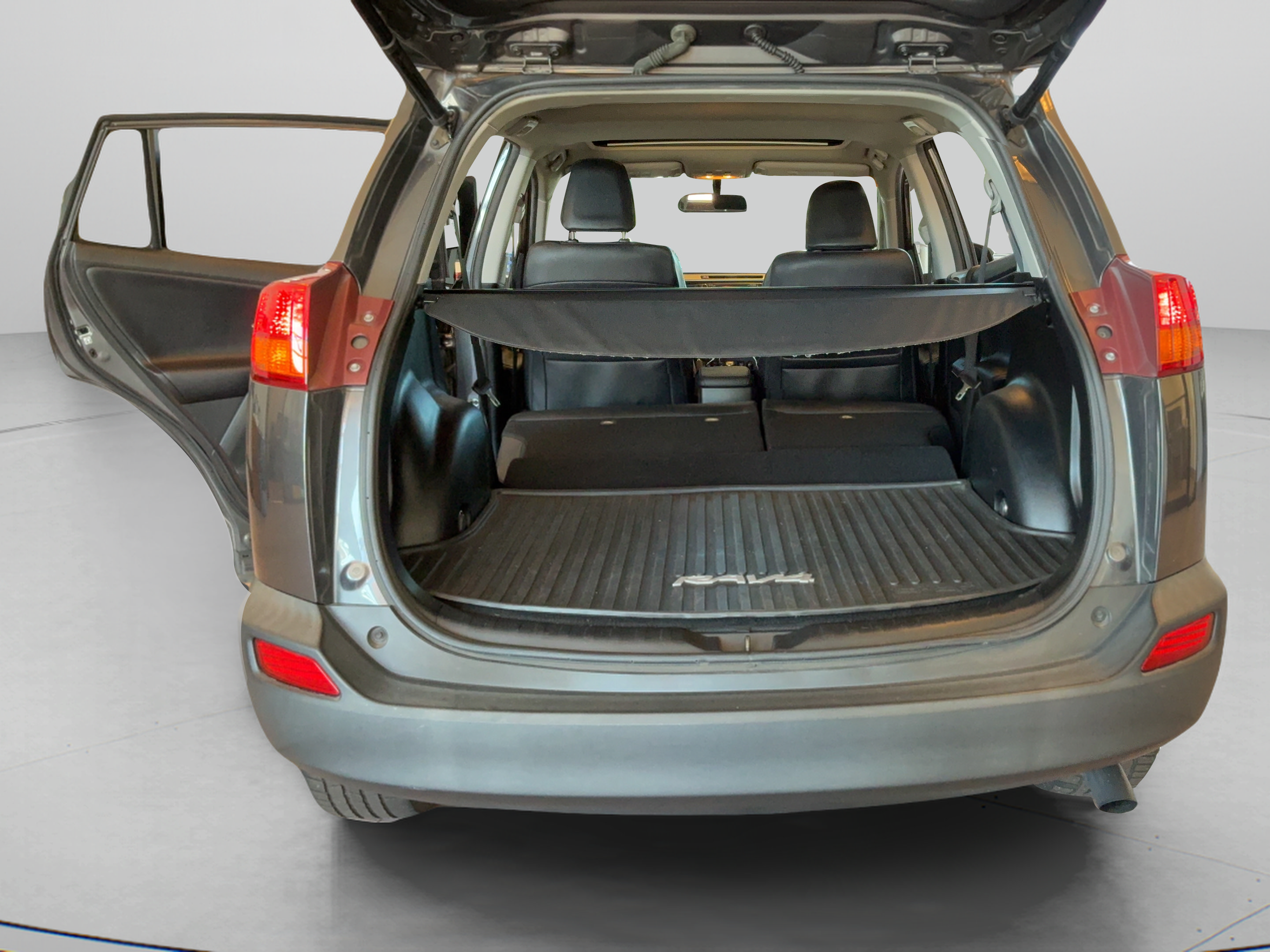 Used 2015 Toyota RAV4 Limited FWD image 29