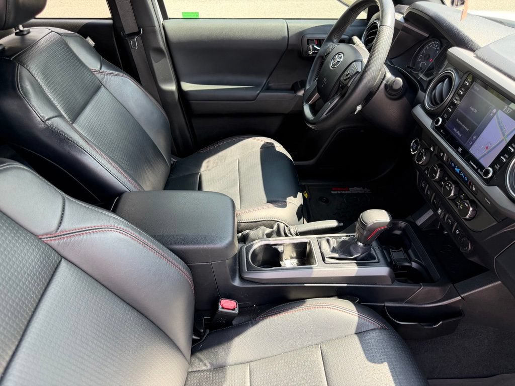 Used 2022 Toyota Tacoma TRD Pro AWD/4WD image 14