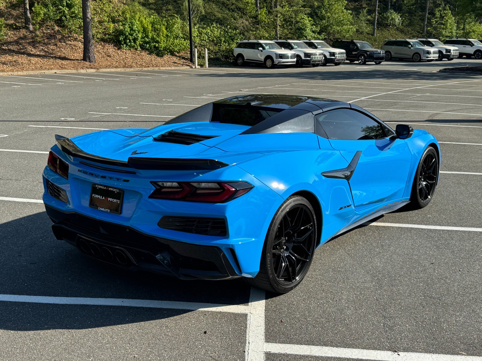 Used 2023 Chevrolet Corvette Z06 w/ Stealth Interior Trim Package RWD image 18