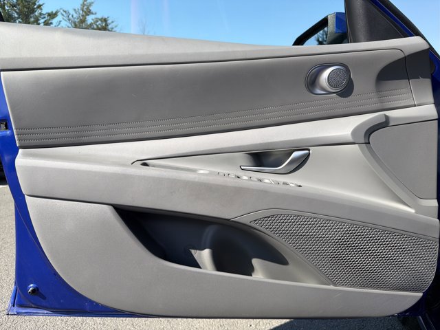 Used 2024 Hyundai Elantra SEL image 10