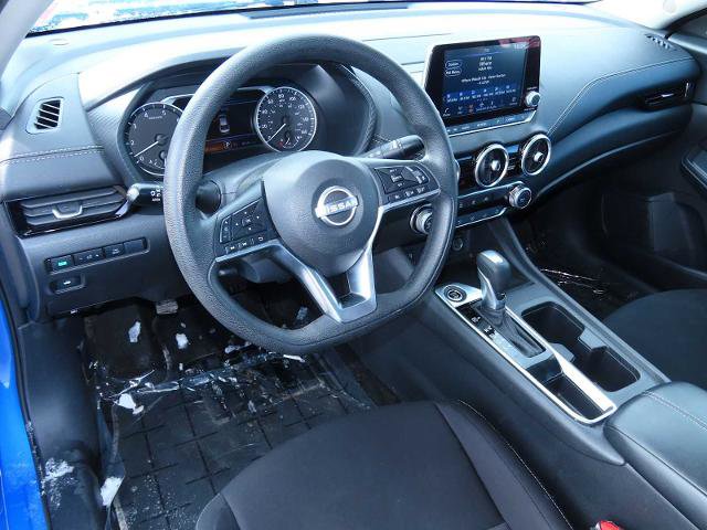 Used 2024 Nissan Sentra SV image 2