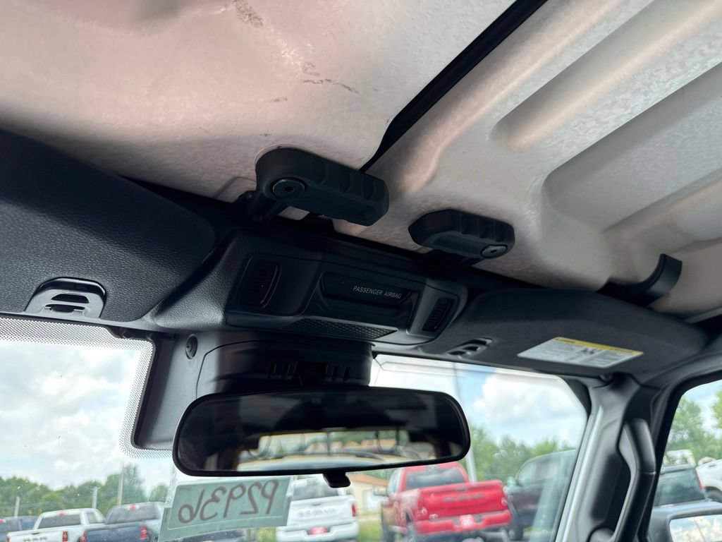 Used 2024 Jeep Wrangler Unlimited AWD/4WD image 24