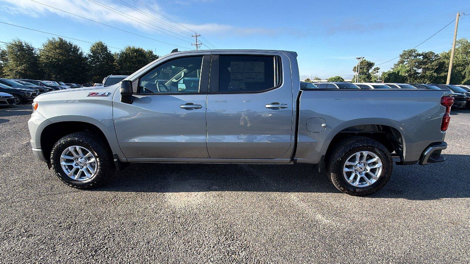 New 2026 Chevrolet Silverado 1500 RST w/ Convenience Package II AWD/4WD image 11