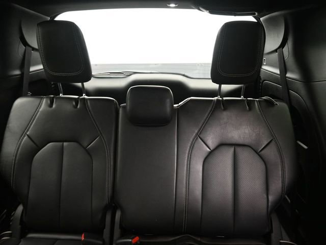 Used 2025 Chrysler Pacifica Select FWD image 14