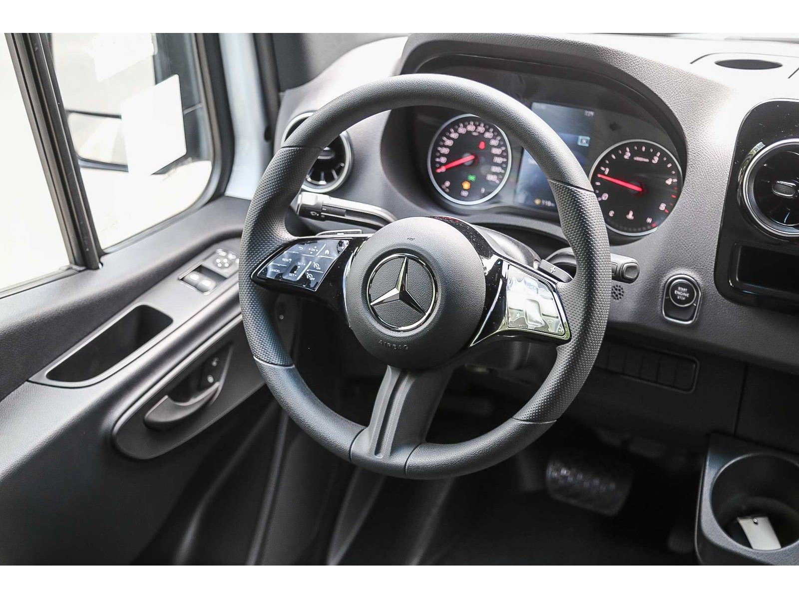 New 2026 Mercedes-Benz Sprinter 2500 image 14