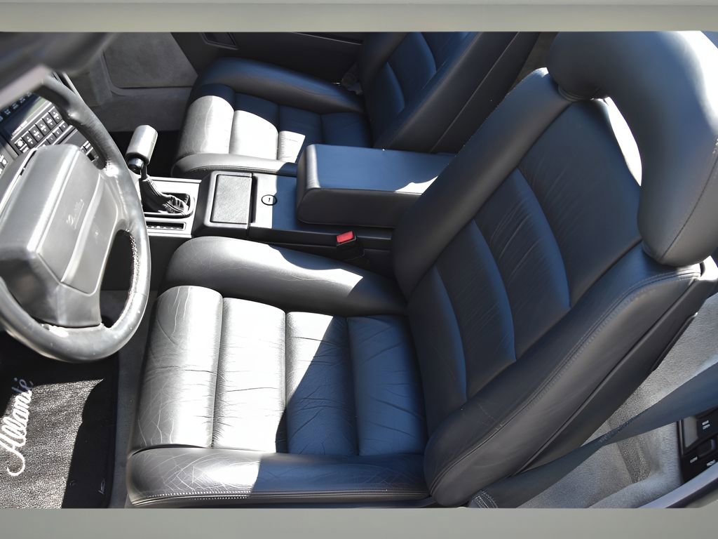Used 1990 Cadillac Allante Base FWD image 15