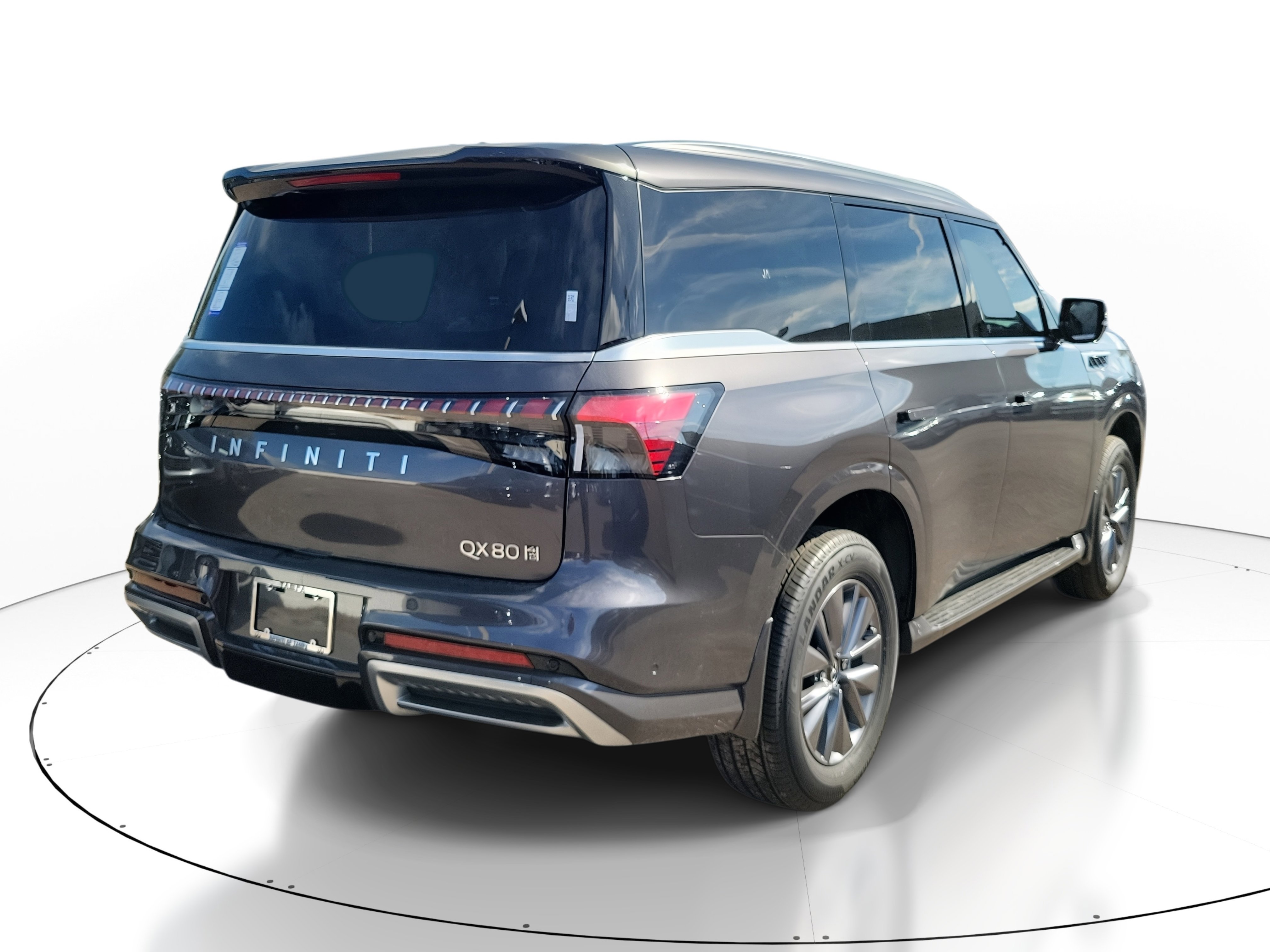 New 2026 INFINITI QX80 Pure image 3
