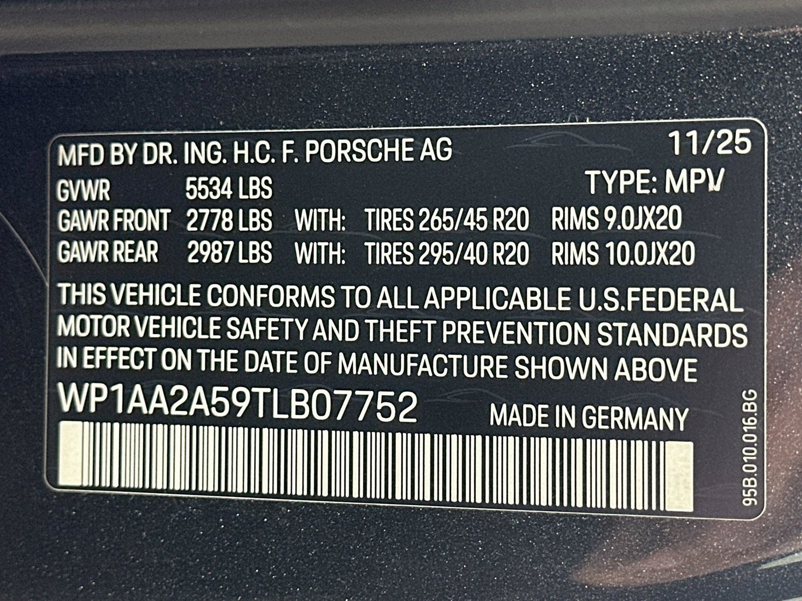 Used 2026 Porsche Macan AWD/4WD image 50