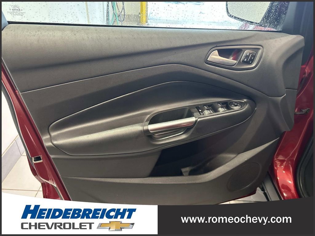 Used 2017 Ford Escape Titanium w/ Equipment Group 301A image 10