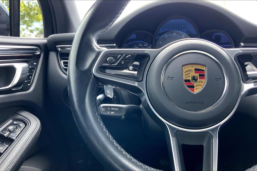 Used 2021 Porsche Macan S AWD/4WD image 17