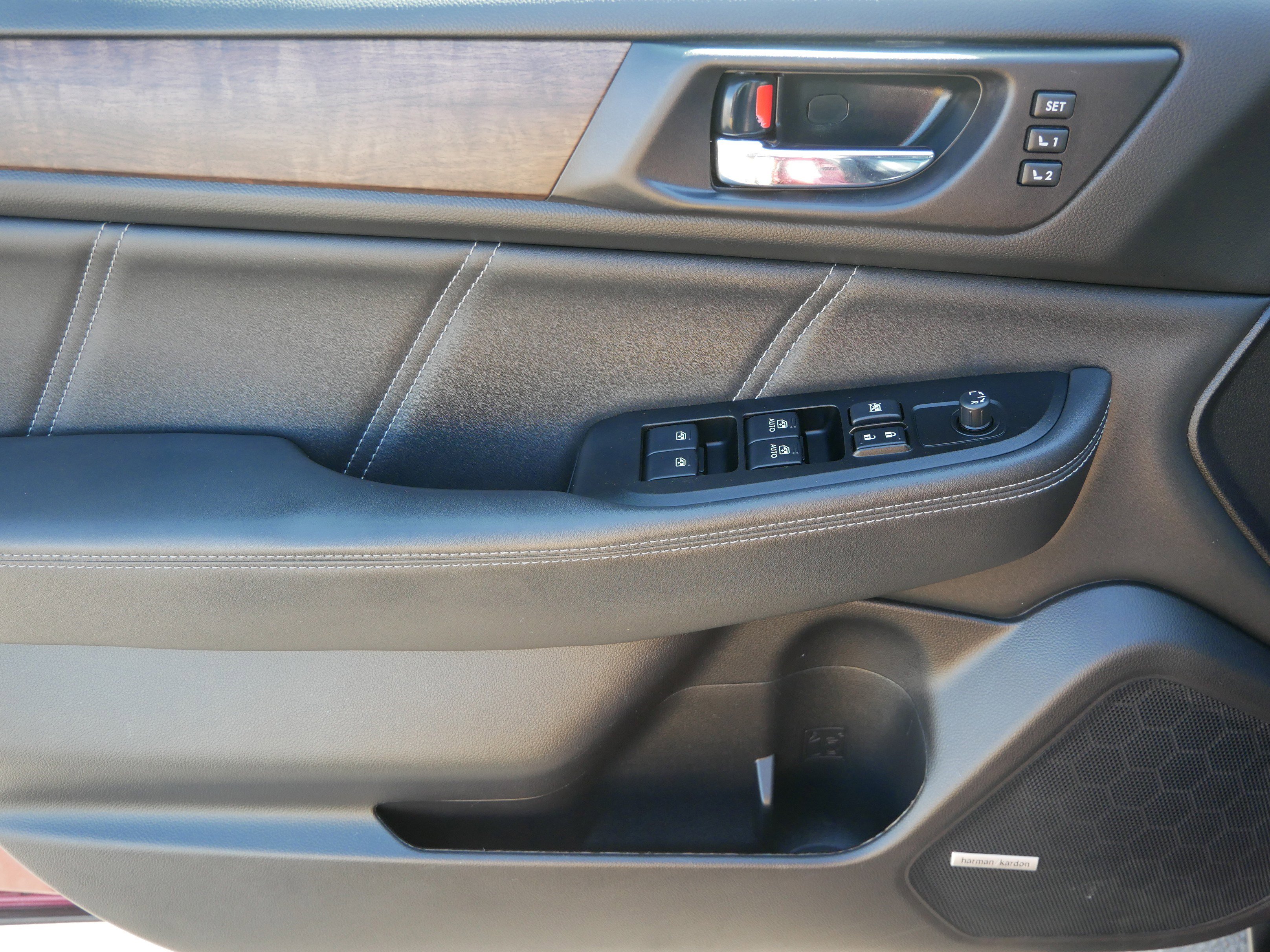 Used 2018 Subaru Outback 2.5i Limited w/ Popular Package #2 image 30