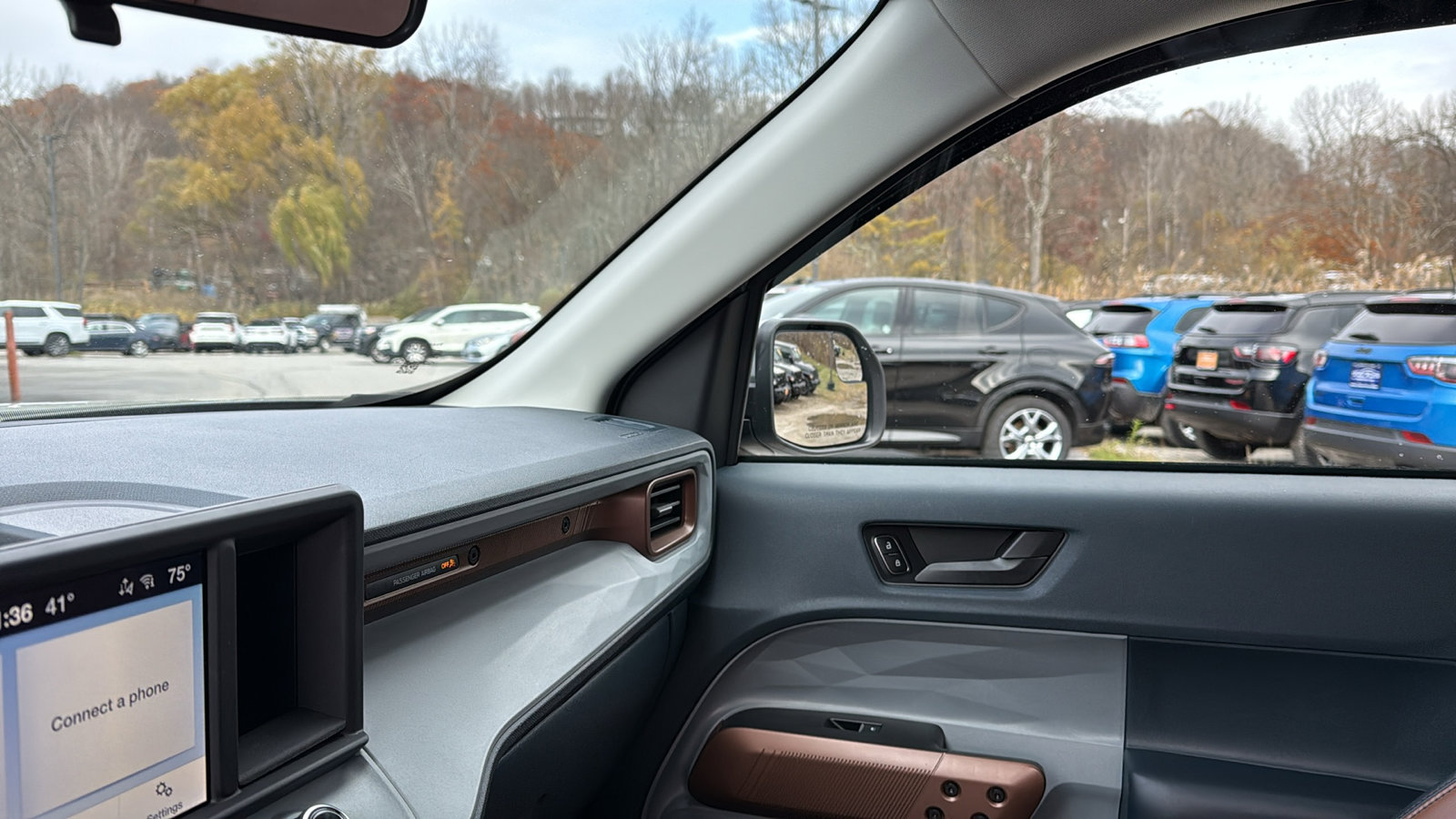 Used 2023 Ford Maverick Lariat w/ Equipment Group 500A Standard image 23