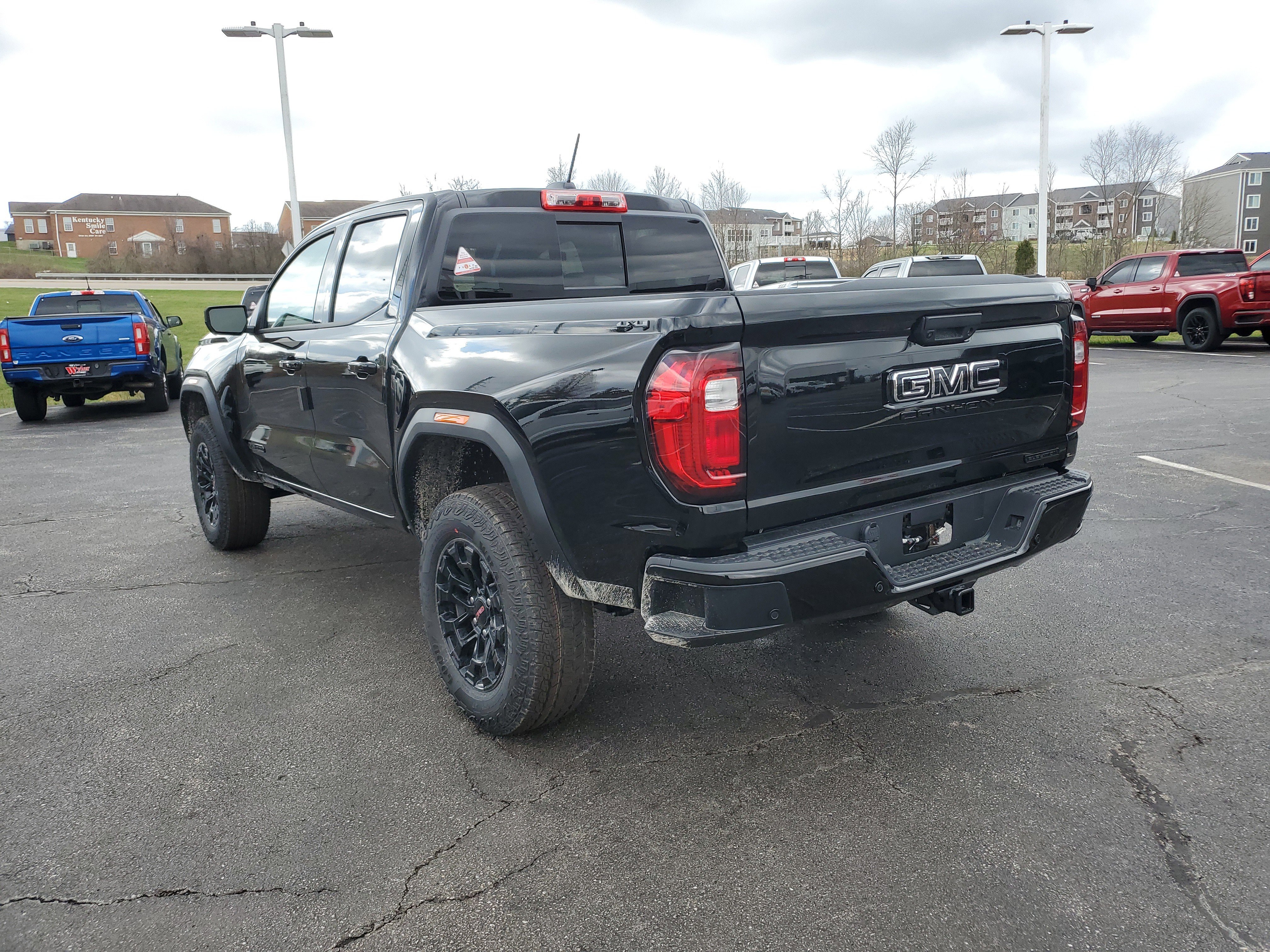 New 2026 GMC Canyon Elevation w/ Convenience Package image 7