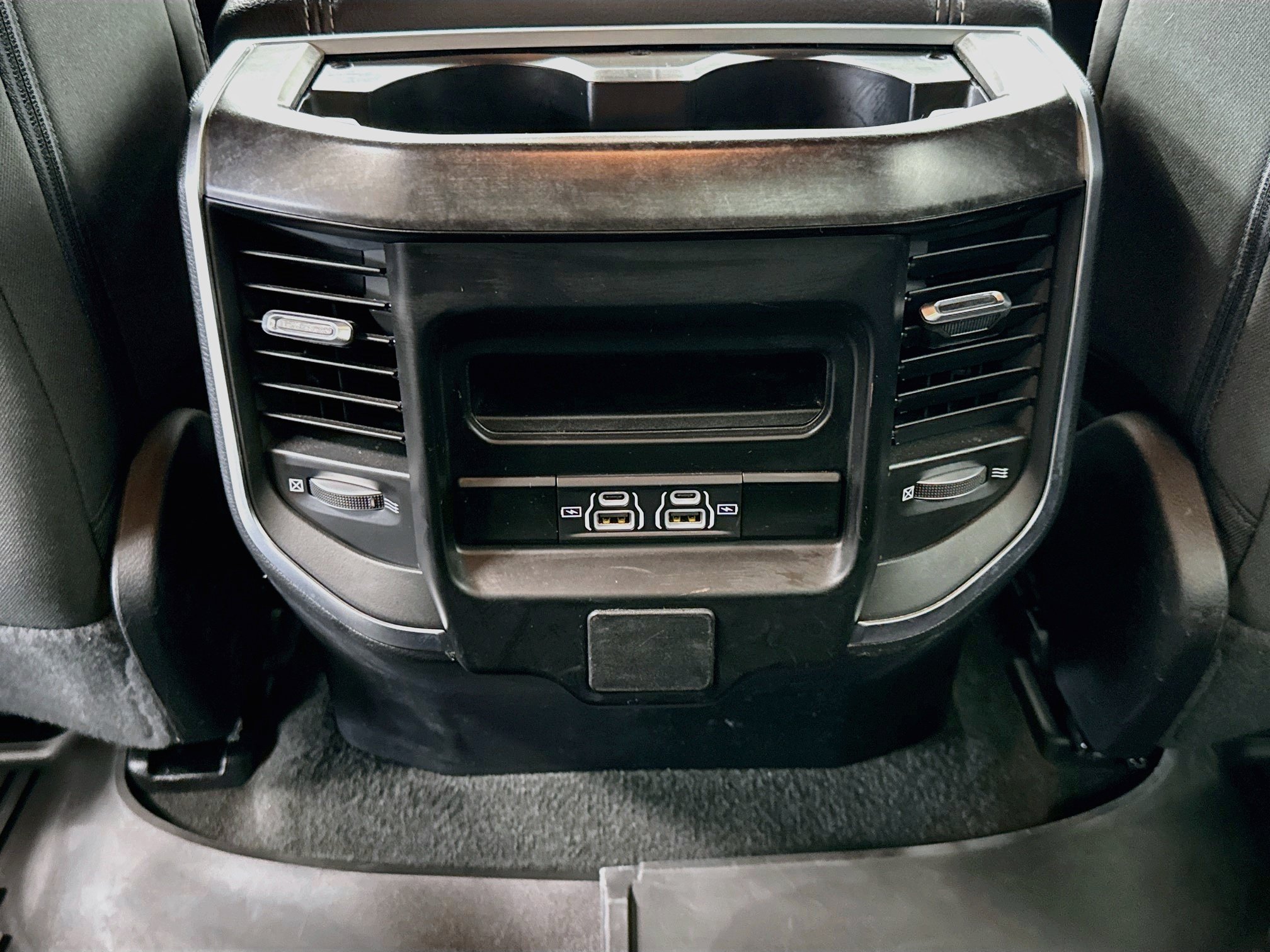 Used 2024 RAM 1500 Big Horn AWD/4WD image 27