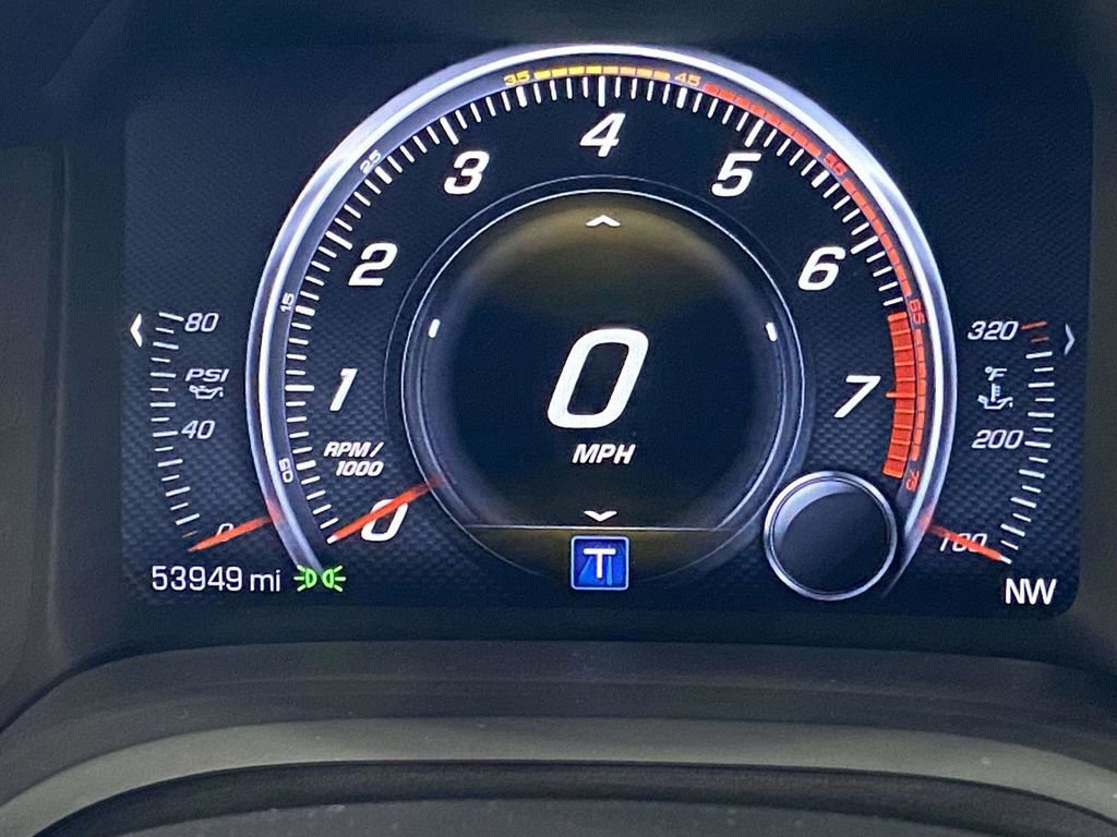 Used 2015 Chevrolet Corvette Z06 w/ 3LZ Preferred Equipment Group image 31