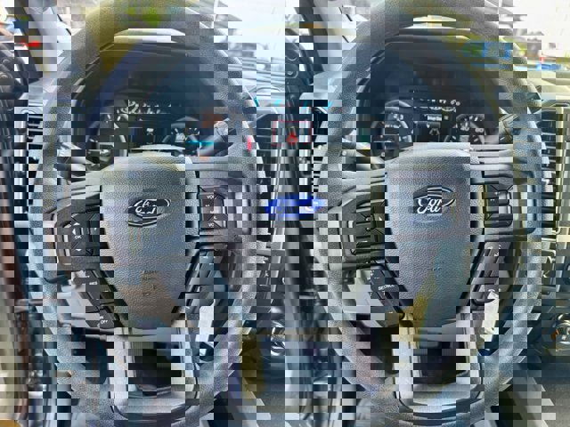 Used 2022 Ford F350 XLT w/ XLT Premium Package image 12