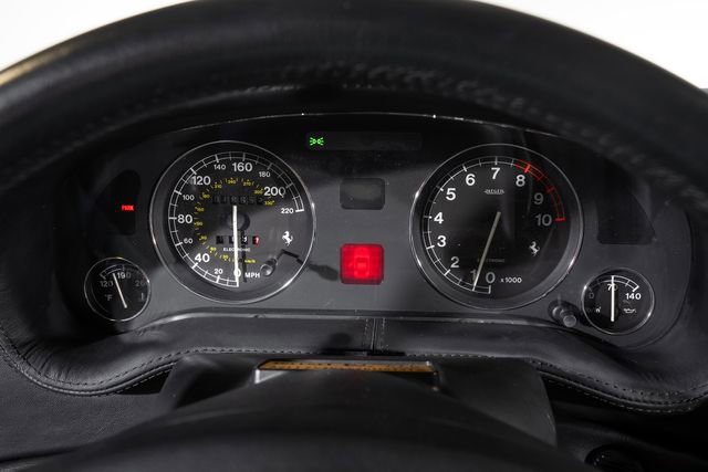 Used 2000 Ferrari 550 Maranello Coupe RWD image 30