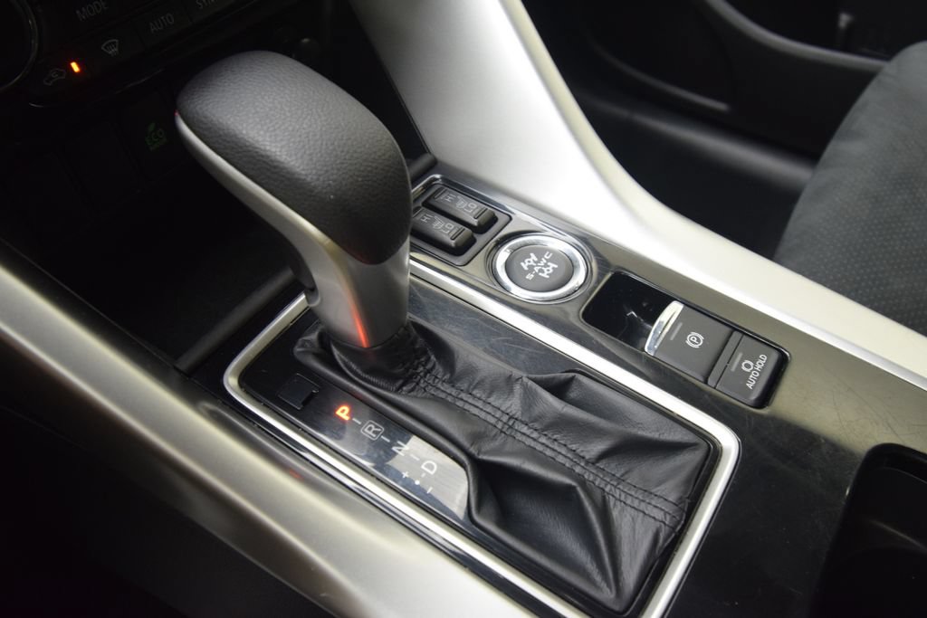 Used 2025 Mitsubishi Eclipse Cross SE AWD/4WD image 21