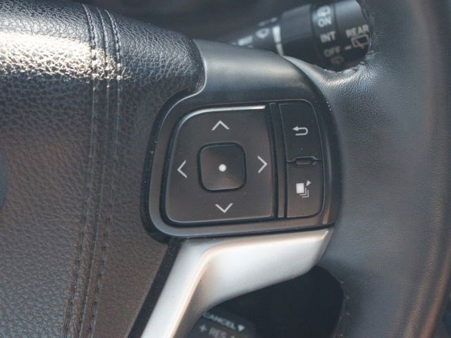 Used 2016 Toyota Sienna Limited Premium image 12