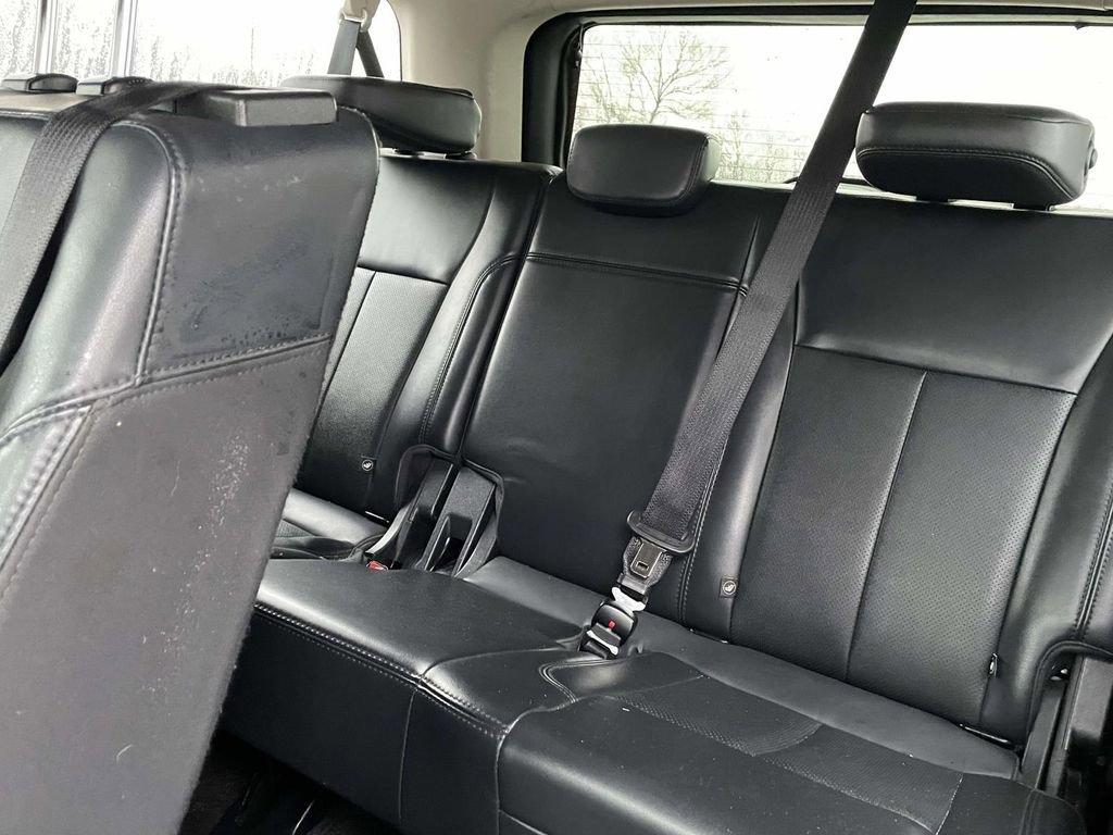 Used 2023 Ford Expedition Max XLT image 12