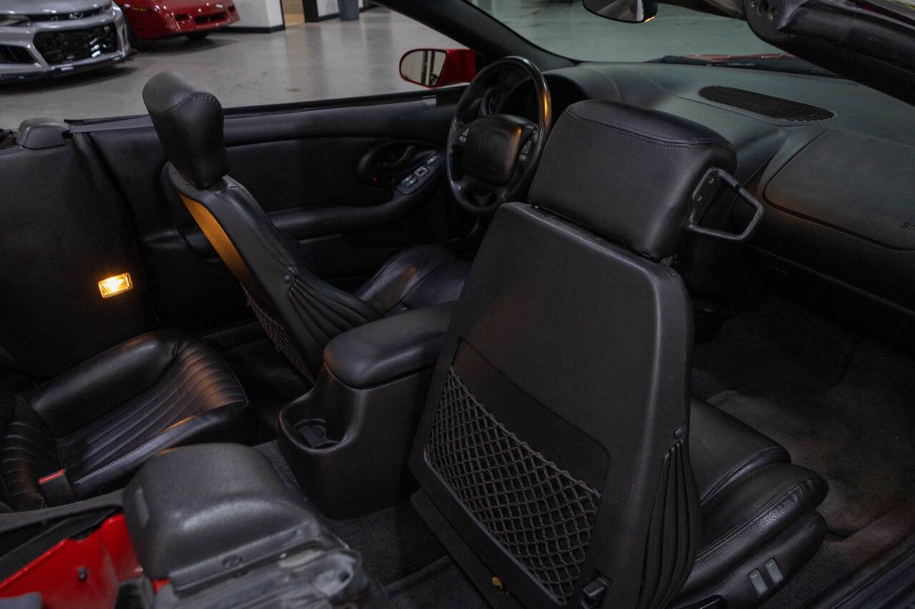 Used 2001 Pontiac Firebird Trans Am RWD image 36