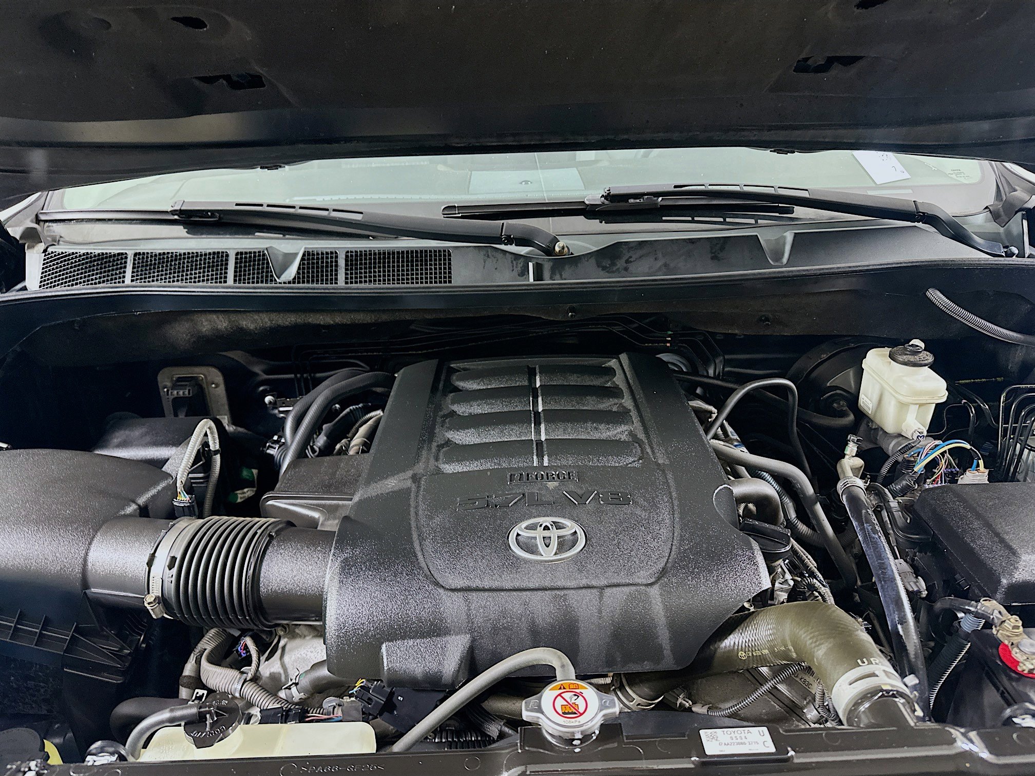 Used 2018 Toyota Tundra SR5 w/ SR5 Upgrade Package image 31