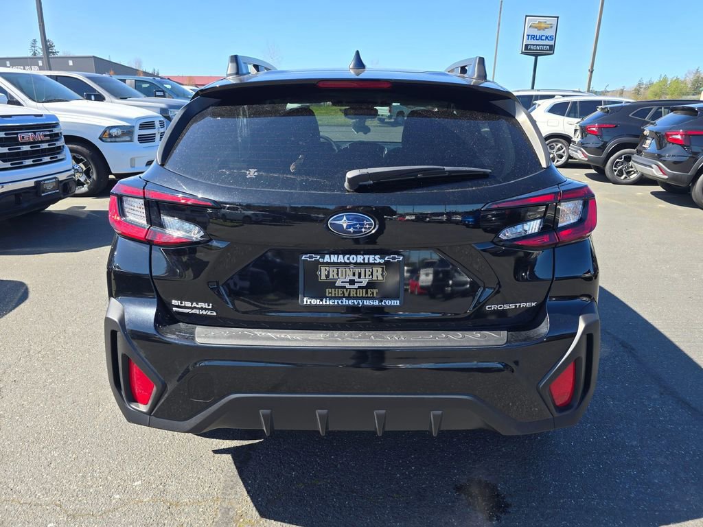 Used 2024 Subaru Crosstrek 2.0i Premium image 4