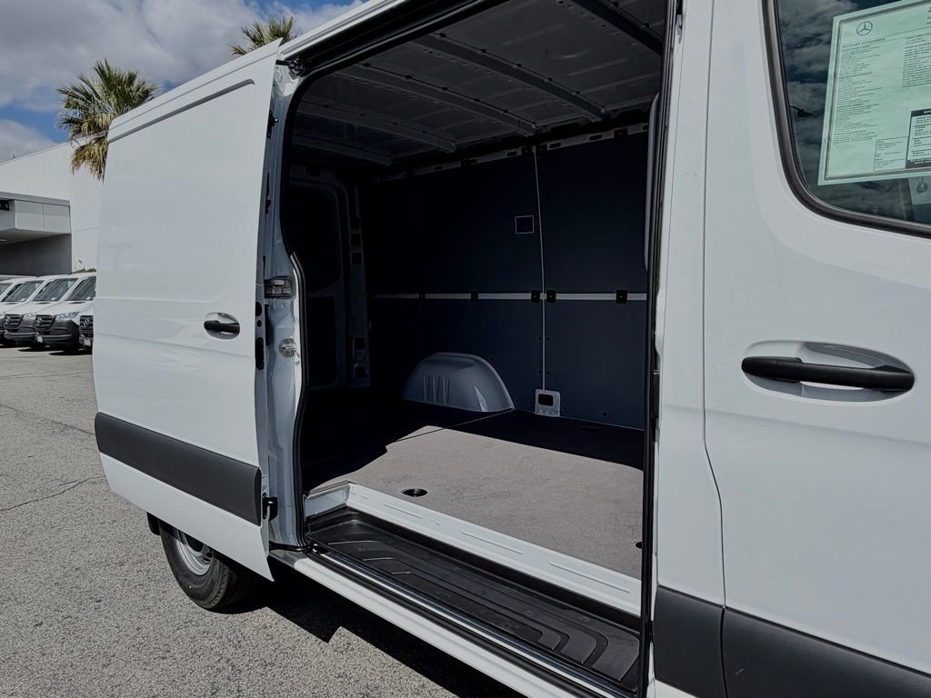 New 2026 Mercedes-Benz Sprinter 2500 image 14