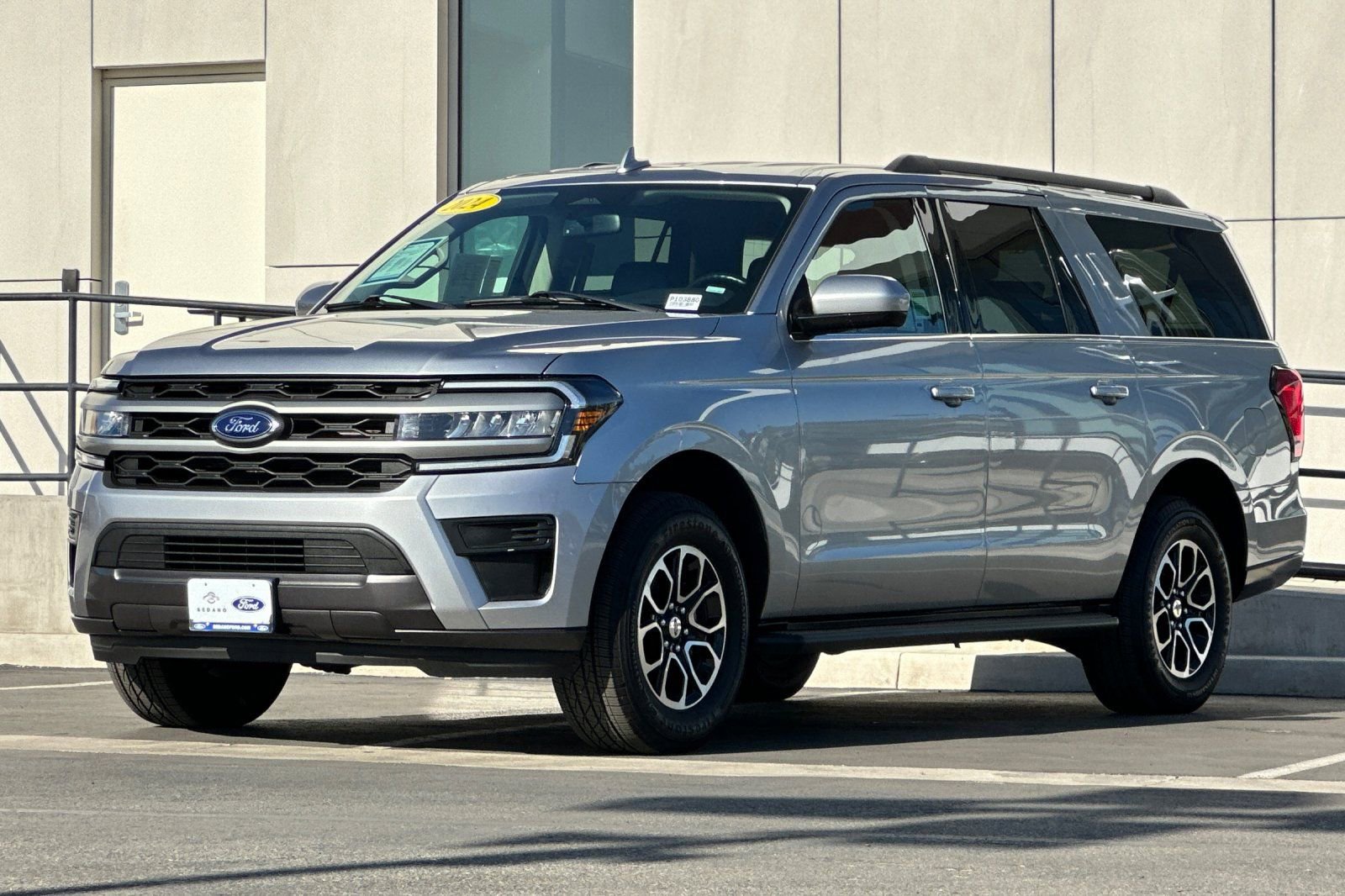 Certified 2024 Ford Expedition Max XLT image 7