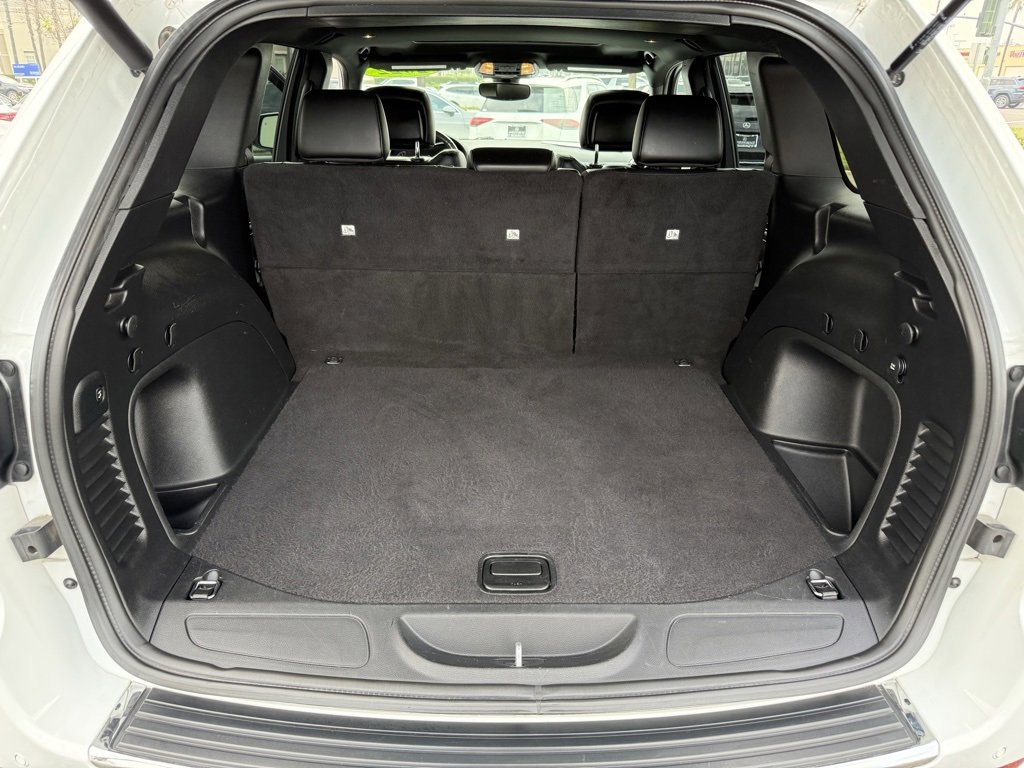 Used 2022 Jeep Grand Cherokee Limited image 19