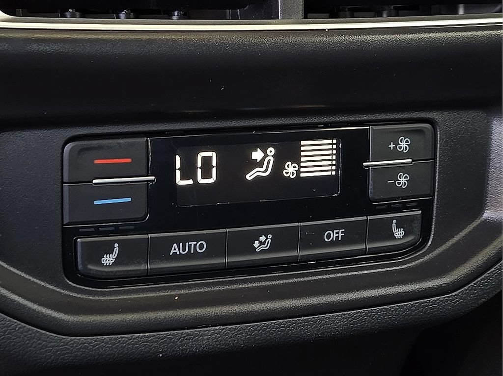 Used 2025 Volkswagen Atlas SEL Premium R-Line AWD/4WD image 12