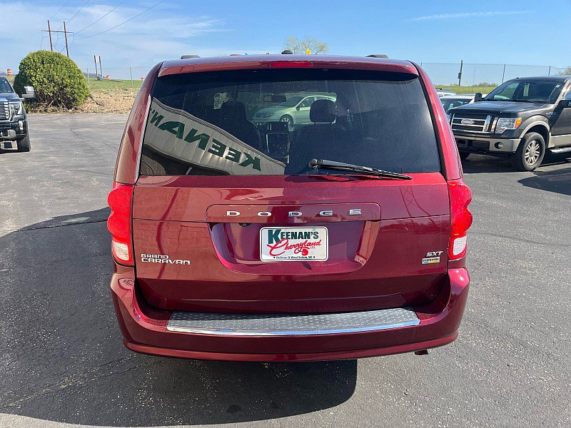 Used 2017 Dodge Grand Caravan SXT FWD image 7