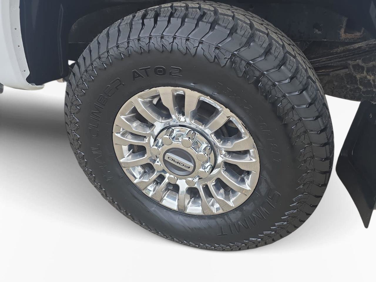 Used 2022 Ford F250 XLT w/ XLT Value Package AWD/4WD image 9
