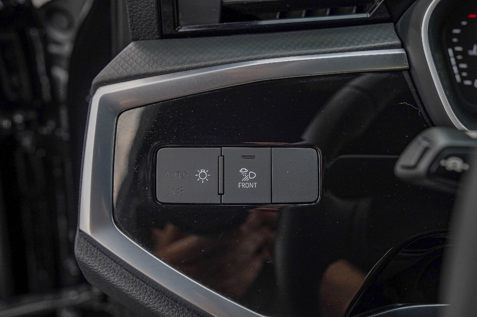 Certified 2025 Audi Q3 2.0T Premium Plus w/ Premium Plus Package image 20