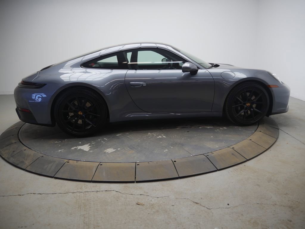 Certified 2026 Porsche 911 Carrera image 8