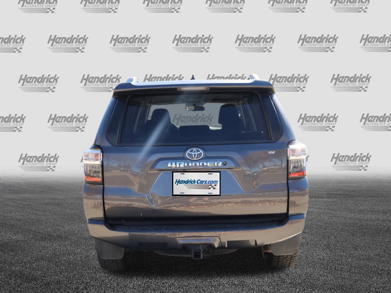 Used 2014 Toyota 4Runner SR5 image 8