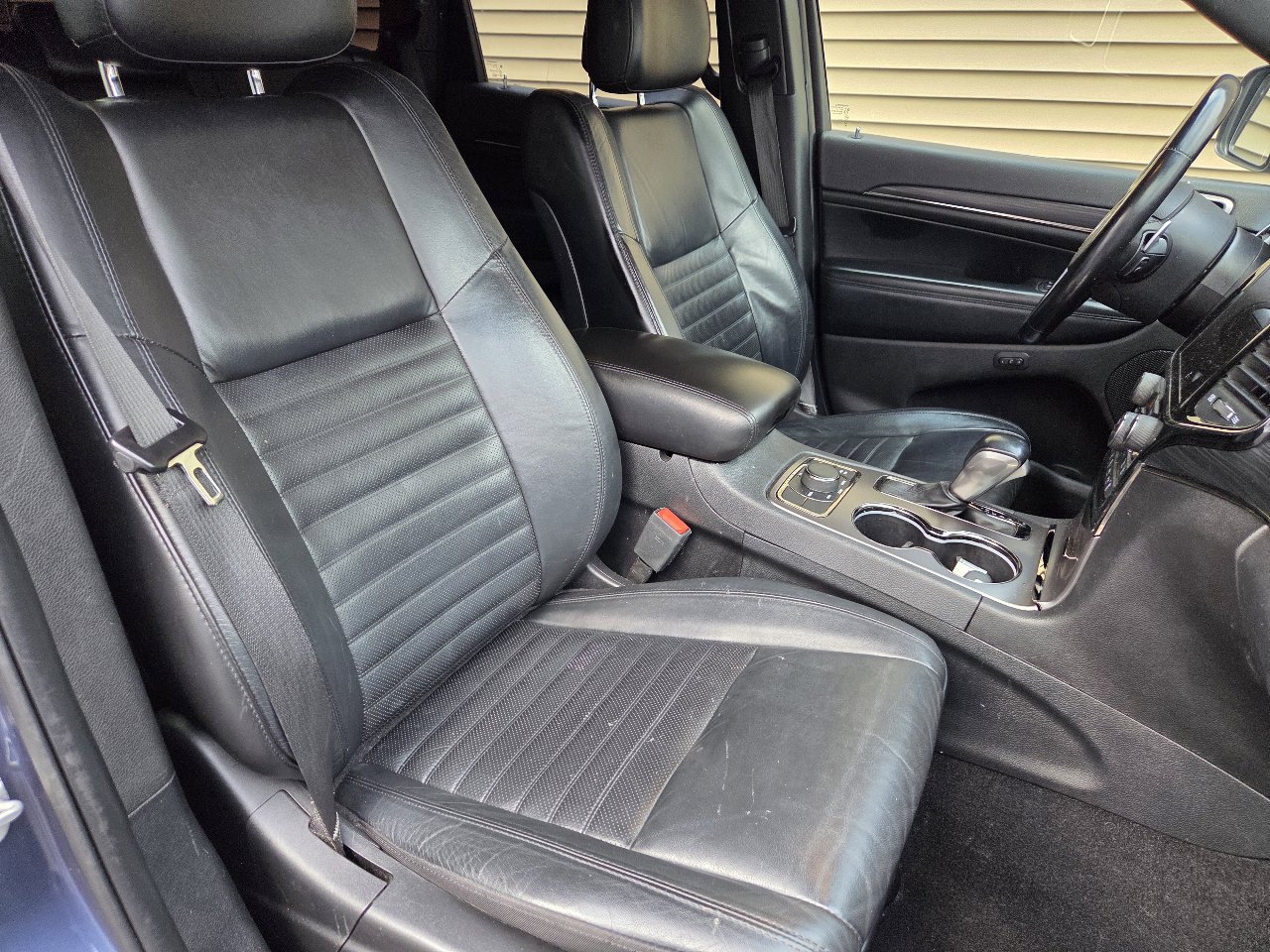 Used 2020 Jeep Grand Cherokee Limited X image 17