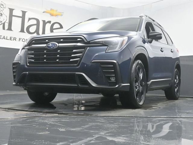 Used 2023 Subaru Ascent Onyx Edition image 4