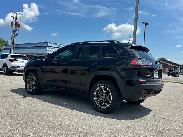 Used 2020 Jeep Cherokee Trailhawk w/ Technology Group AWD/4WD image 2