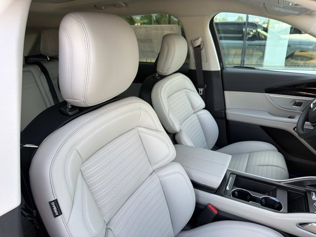 New 2026 Lincoln Nautilus Reserve AWD/4WD image 19