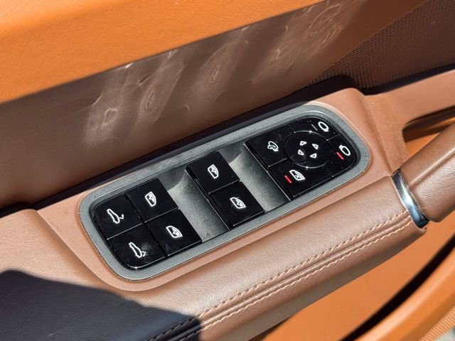 Used 2021 Porsche Cayenne GTS image 12