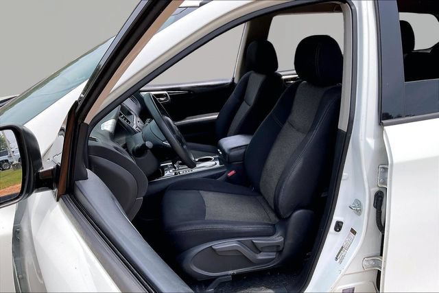 Used 2018 Nissan Pathfinder S FWD image 15