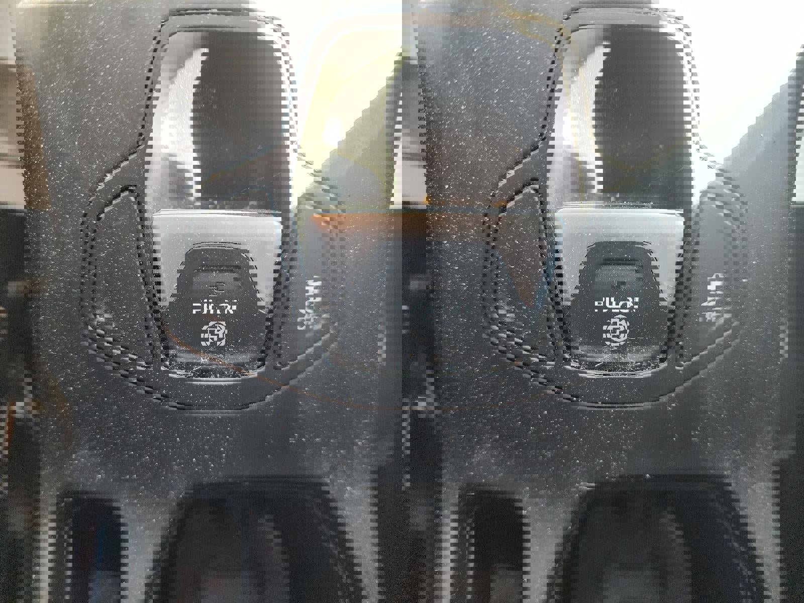 Used 2020 Jeep Renegade Latitude w/ Cold Weather Group image 27