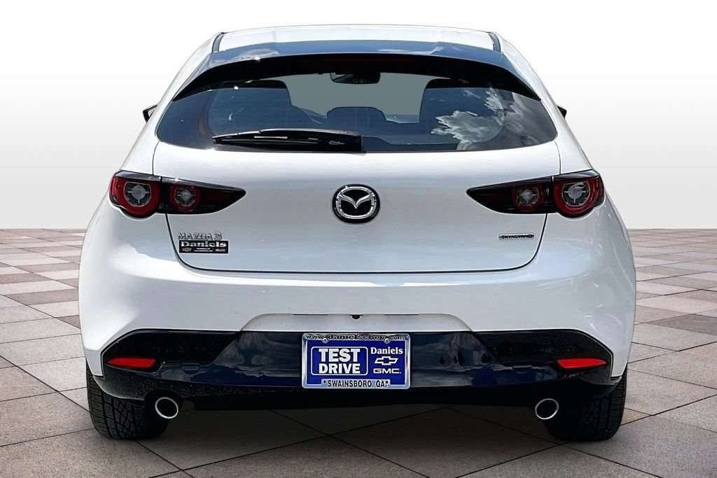 Used 2023 MAZDA MAZDA3 s FWD image 4