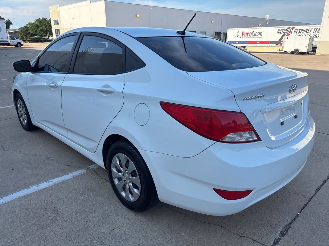 Used 2017 Hyundai Accent SE FWD image 6