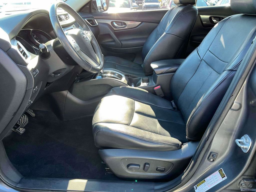 Used 2016 Nissan Rogue SL w/ SL Premium Package image 15
