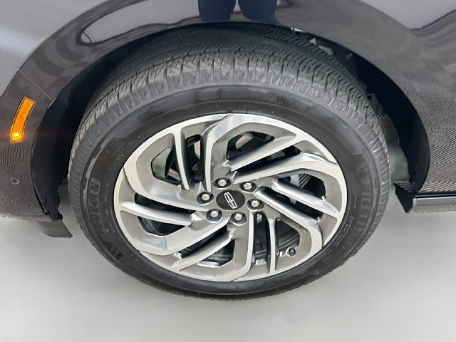Used 2025 Lincoln Navigator Reserve AWD/4WD image 34